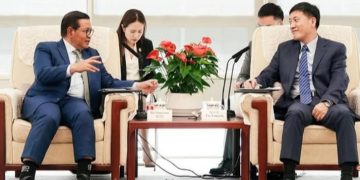 Gubernur DKI Jakarta Pramono Anung kunker ke luar negeri salah satunya ke kota Shenzhen di Tiongkok (Instagram @pramonoanungw)