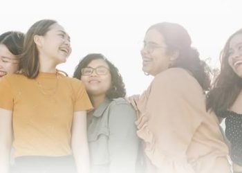 Ilustrasi usia 35 tahun tampak awet muda berkat rutin olahraga dan pola hidup sehat agar awet muda (Instagram @jtclinicsid)