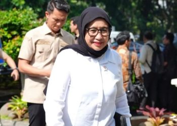 Wakil Kepala BGN Nanik S Deyang bicara soal balita di Cianjur yang meninggal dunia (Instagram @nanik_deyang)