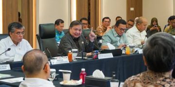Menko Perekonomian Airlangga Hartarto gelar rapat perdana satgas bentukan Presiden RI Prabowo pada Selasa 28 April 2026 (Instagram @airlanggahartarto_official)