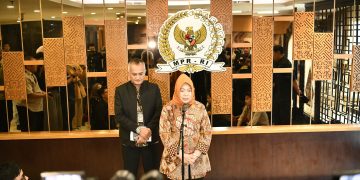 Siti Fauziah : MPR Berlakukan Empat Hari Kerja dan Matikan Lampu Jam 18.00 WIB