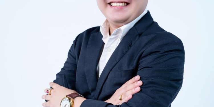 Etika Bergeser, Akademisi Dr. Serius Zebua Soroti Perubahan Cara Berinteraksi