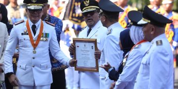 Raih Penghargaan Kemendagri, Wagub Rano Tegaskan Komitmen Perkuat Layanan Publik. (Dok: Humas Diskominfotik)