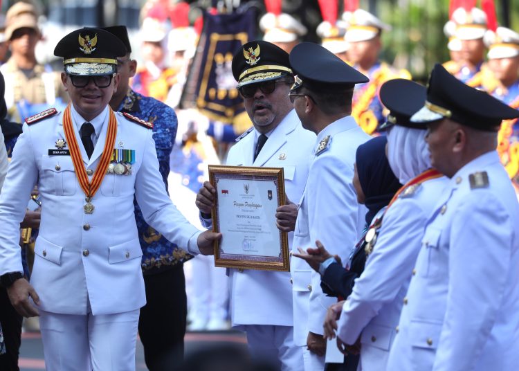 Raih Penghargaan Kemendagri, Wagub Rano Tegaskan Komitmen Perkuat Layanan Publik. (Dok: Humas Diskominfotik)