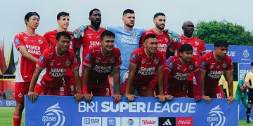 Semen Padang vs Madura United