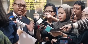 Kuasa hukum JK, Abdul Haji Talaohu, mendatangi Gedung Bareskrim Polri, Jakarta, Senin 6 April 2026 (suaranusantara.com)