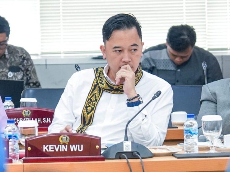 Anggota Komisi A DPRD DKI Jakarta dari Fraksi Partai Solidaritas Indonesia (PSI), Kevin Wu (Dok Fraksi PSI)