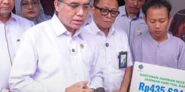 Menaker Yassierli bicara soal pemberian hak jamsos korban kecelakaan kereta api di Stasiun Bekasi Timur (Instagram @yassierli)