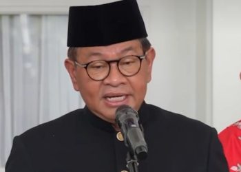 Gubernur DKI Jakarta Pramono Anung teken Ingub pemilahan sampah (Instagram @pramonoanungw)