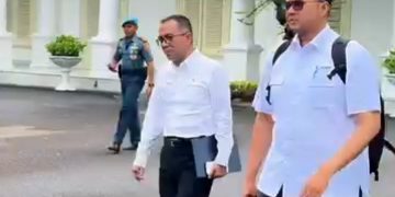 Mendiktisaintek, Brian Yuliarto saat hadiri ratas bersama Presiden RI Prabowo Subianto usai rapat di Istana Negara, Jakarta (Instagram @brian_yuliarto)