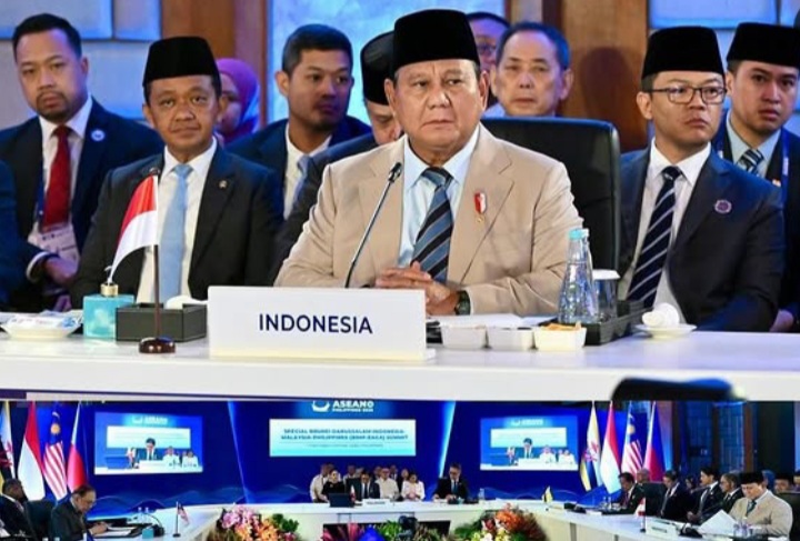 Menteri ESDM Bahlil Lahadalia turut mendampingi Presiden RI Prabowo dalam pertemuan KTT ke 48 ASEAN (Instagram @bahlillahadalia)