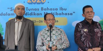 Kepala Badan Bahasa Kemendikdasmen Hafidz Muksin Beri Apresiasi pada 27 Kepala Daerah di FTBIN 2026