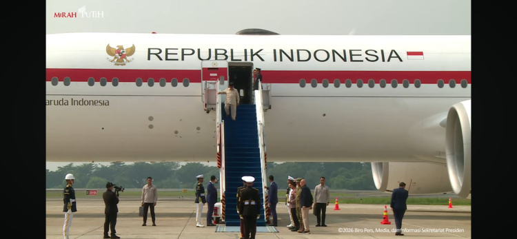 Presiden Prabowo Subianto tiba di Indonesia usai melakukan kunjungan kerja ke Prancis.(Dok YouTube Sekretariat Presiden)