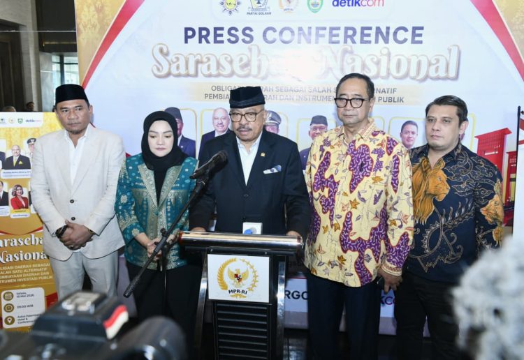 Ketua Fraksi Partai Golkar (FPG) MPR RI, Melchias Markus Mekeng, M.H