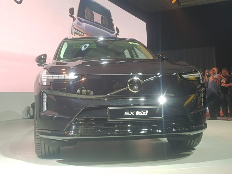 Volvo Car Indonesia resmi menghadirkan all-new Volvo EX90 di Indonesia (suaranusantara.com)