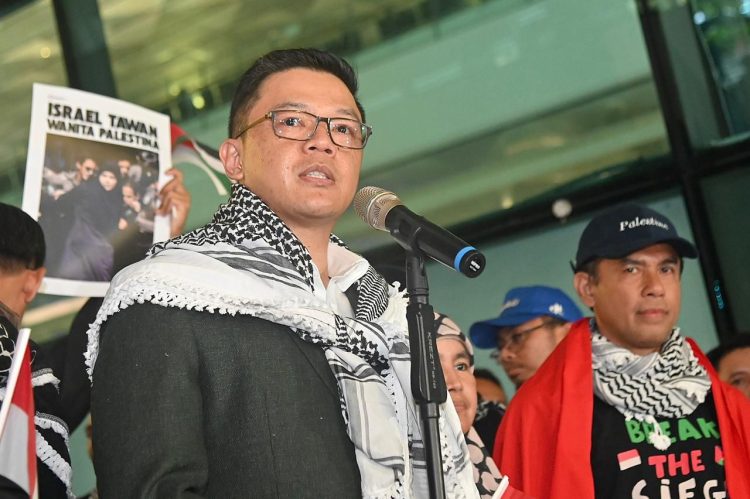 Menlu RI, Sugiono saat konferensi pers di Bandara Soekarno-Hatta, Tangerang, Banten, Minggu (24/5/2026). (Istimewa)