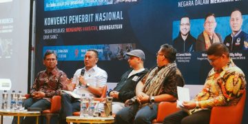 DPR Dorong Pajak Kertas dan Penulis Jadi Nol Persen dalam Revisi UU Sistem Perbukuan