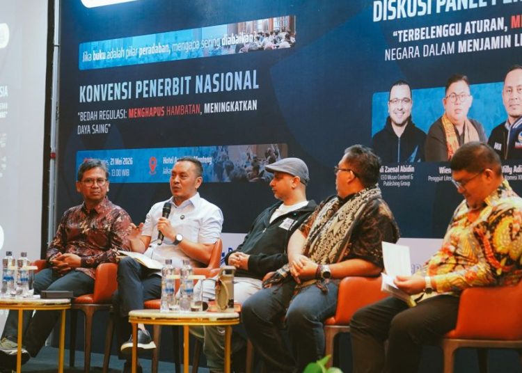 DPR Dorong Pajak Kertas dan Penulis Jadi Nol Persen dalam Revisi UU Sistem PerbukuanÂ