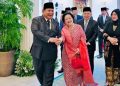 Momen kemesraan Presiden RI Prabowo Subianto gandeng tangan Ketum PDI Perjuangan Megawati Soekarnoputri saat peringatan Hari Lahir Pancasila (Instagram @sekretariat.kabinet)