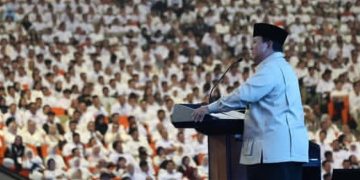 Puji SPPG Polri, Prabowo: Dapur MBG Terbaik, Nasinya Uenak Pulen