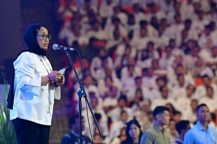 Nanik S Deyang Kepala BGN yang baru lapor ke Presiden RI Prabowo Subianto (Instagram @sekretariat.kabinet)