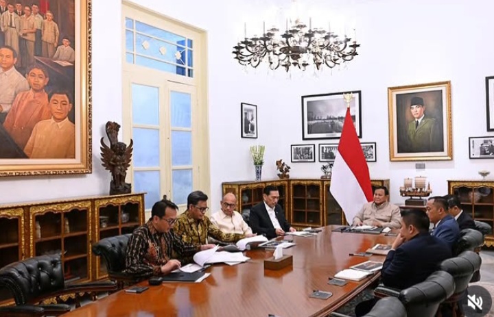 Rombongan DEN temui Presiden RI Prabowo Subianto bahas soal MBG (instagram @sekretariat.kabinet)