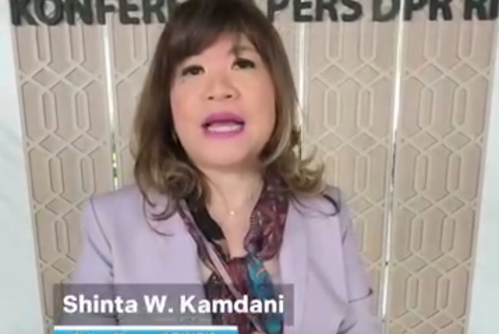 Ketua Umum Apindo Shinta Widjaja Kamdani angkat bicara soal kenaikan harga Pertamax (Instagram @shintawidjajakamdani)