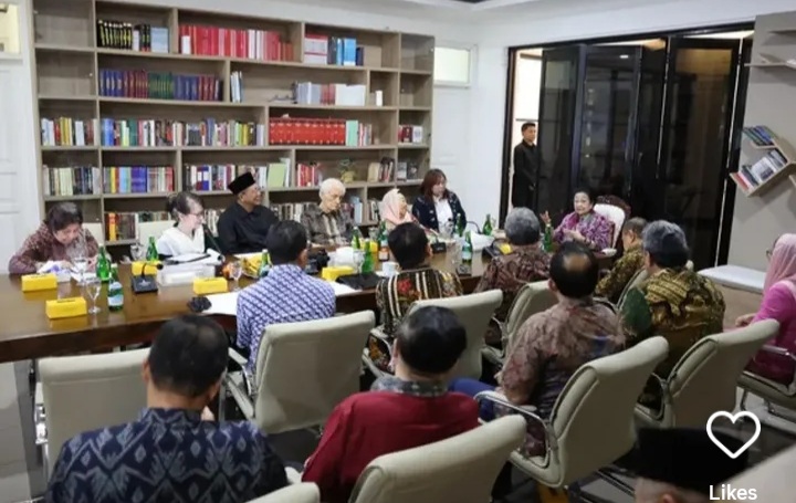 GNB bertemu Megawati Soekarnoputri selama kurang lebih dua jam di Megawati Institute, Menteng Jakarta Pusat Senin 22 Juni 2026 (Instagram @anwarsaragih_)