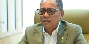 Ketua DPP PDI Perjuangan Deddy Yevy Sitorus angkat bicara soal mengawal Prabowo-Gibran dua periode (Instagram @melihatindonesia.id)