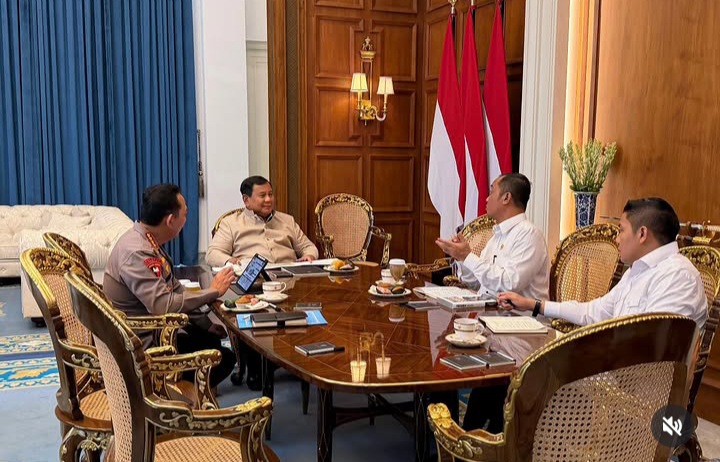 Momen pertemuan Kapolri Listyo Sigit dengan Presiden RI Prabowo Subianto pada Kamis 25 Juni 2026 (Instagram @sekretariat.kabinet)