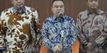 Wakil Ketua DPR RI Sufmi Dasco Ahmad saat memberikan keterangan pers terkait soal kabar PHK (Instagram @sufmi_dasco)
