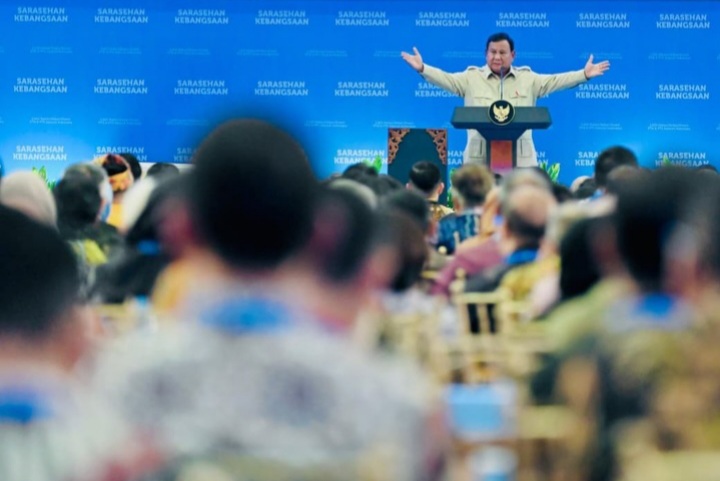 Presiden RI Prabowo Subianto saat pidato di acara Sarasehan Kebangsaan Konvensi Sains, Teknologi, dan Industri Indonesia (KSTI) di JCC Senayan, Jakarta, Jumat 26 Juni 2026 (Instagram @kemensetneg.ri)