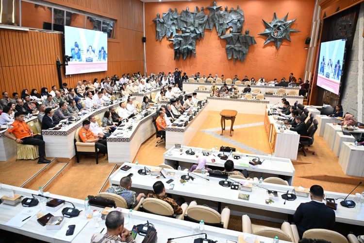 Rapat kerja antara Kemenhub dengan Komisi V DPR RI, di Senayan, Jakarta, Rabu (17/6). (Dok Kemenhub)