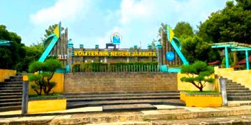 Viral Video Ciuman Sesama Jenis di Kampus PNJ, Orang Tua Mahasiswa Minta Maaf dan Bersujud