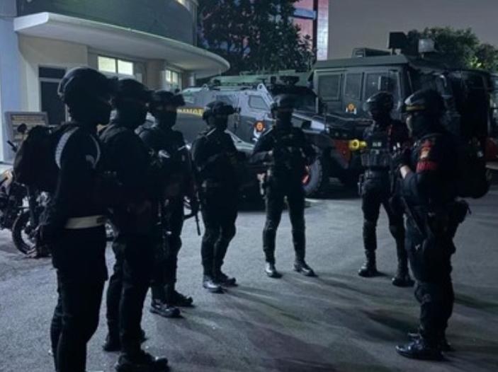 Patroli Brimob di Bekasi: Amankan Remaja Diduga Menyalahgunakan Obat Terlarang