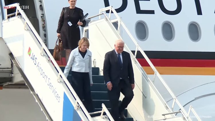 Presiden Republik Federal Jerman Frank-Walter Steinmeier dan Ibu Elke Büdenbender melakukan kunjungan kenegaraan ke Indonesia, Senin (15/6/2026). (Dok YouTube Sekretariat Presiden)