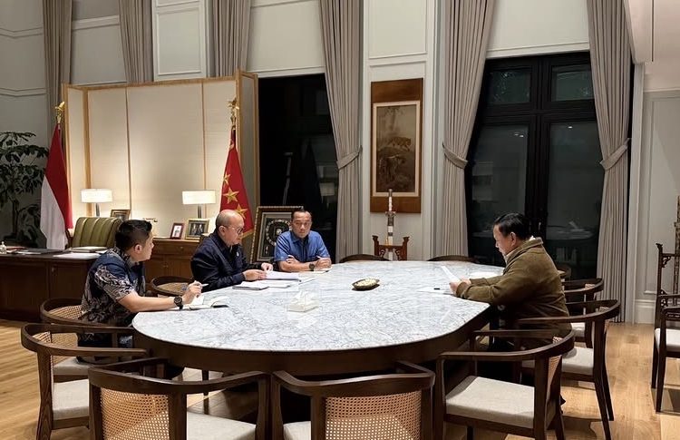 Pertemuan Presiden RI Prabowo Subianto dan Rosan Roeslani pada Minggu 21 Juni 2026 (Instagram @sekretariat.kabinet)