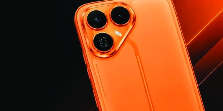 Tecno Pova 8