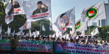 Ribuan Massa dari Berbagai Daerah Turun ke Jakarta, Dukung Kebijakan Kerakyatan Prabowo
