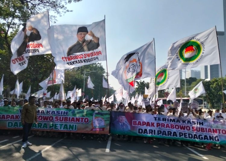 Ribuan Massa dari Berbagai Daerah Turun ke Jakarta, Dukung Kebijakan Kerakyatan Prabowo