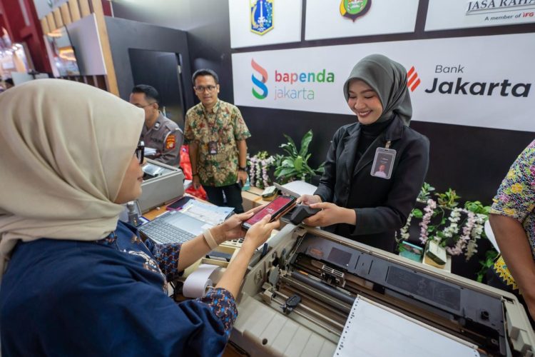 Bank Jakarta berkolaborasi dengan Bapenda DKI menyediakan layanan pembayaran Pajak Kendaraan Bermotor di Jakarta Fair 2026. (Dok Bank Jakarta)