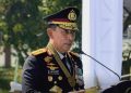 Kapolri Jenderal Listyo Sigit saat pidato di HUT Bhayangkara ke 80 pamer SPPG Polri ke Presiden RI Prabowo Subianto (Instagram @fakta.indo)