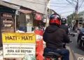 Ilustrasi galian di Jakarta yang menyebabkan kemacetan jalan (Instagram @lintascondetupdate)