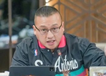 Hardiyanto Kenneth Anggota DPRD DKI Jakarta Fraksi PDI Perjuangan diduga terobos jalur busway (Instagram @faktapersidoofficial)