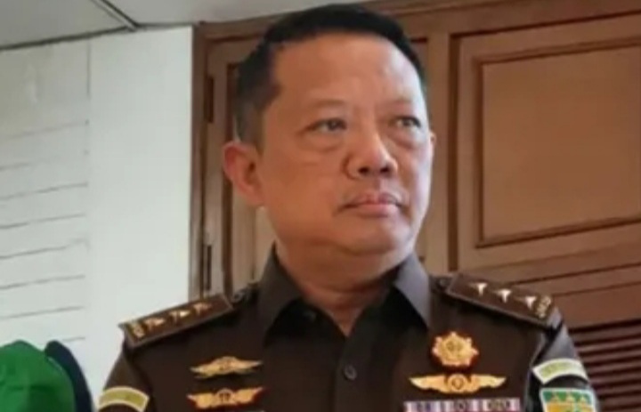 Jampidsus Febrie Adriansyah terseret kasus korupsi batu bara yang sebabkan PLN Blackout (Instagram @politicalmemes.id)