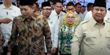 Menkop Ferry Juliantono bersama Presiden RI Prabowo Subianto (Instagram @kemenkop)