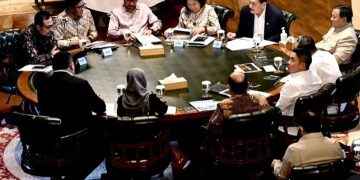 Luhut Binsar Pandjaitan beserta jajaran DEN temui Presiden RI Prabowo Subianto di Hambalang, Sentul, Bogor, Jawa Barat pada Selasa 14 Juli 2026 (Instagram @sekretariat.kabinet)