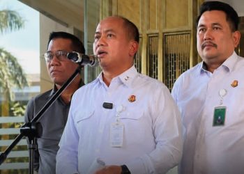 Kapuspenkum Kejagung Anang Supriatna bicara soal keberadaan Febrie Adriansyah (Instagram @fakta.indo)