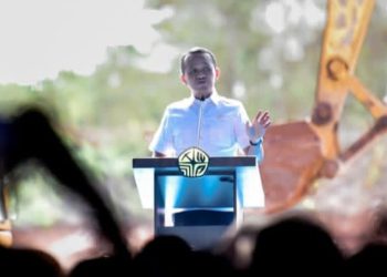 Menteri ESDM Bahlil Lahadalia di acara peresmian blok gas Abadi Masela, Maluku (Instagram @bahlillahadalia)
