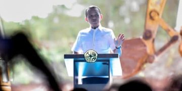 Menteri ESDM Bahlil Lahadalia di acara peresmian blok gas Abadi Masela, Maluku (Instagram @bahlillahadalia)
